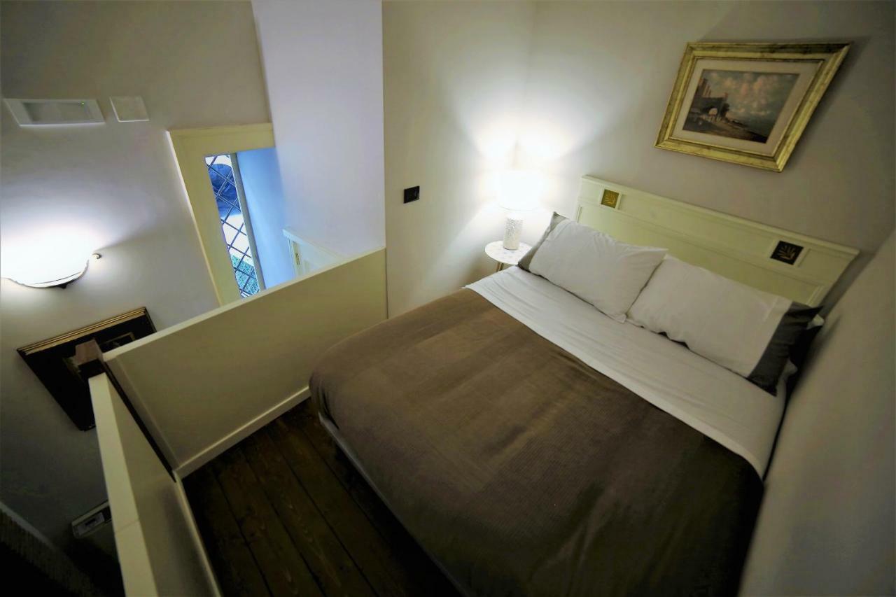 B&B Palazzo Solimena نابولي المظهر الخارجي الصورة